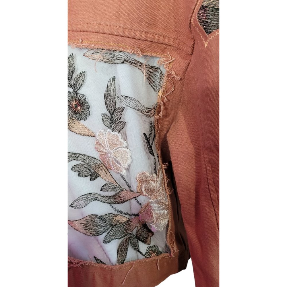 Refashioned sheer embroidered jacket Unique - Picture 7 of 7